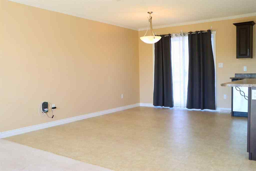 MLS® A2262204 - 5202 52A Avenue  in NONE Valleyview, Residential