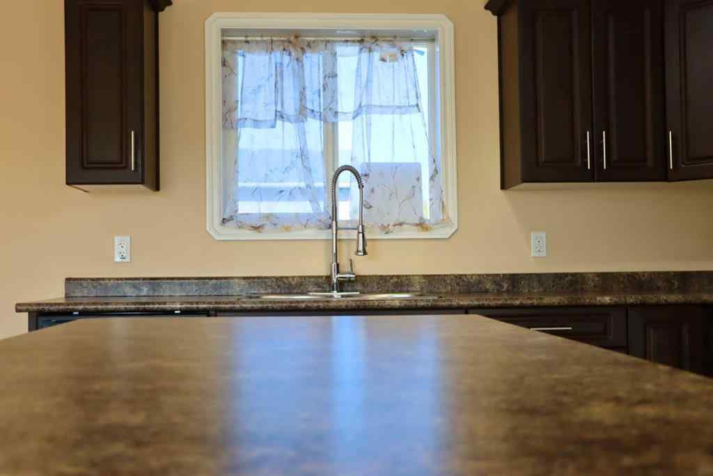 MLS® A2262204 - 5202 52A Avenue  in NONE Valleyview, Residential