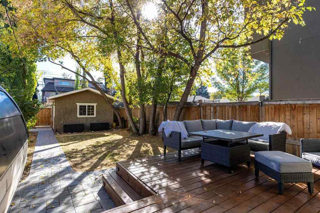 MLS® A2262205 - 2305 5 Avenue NW in West Hillhurst Calgary, Residential