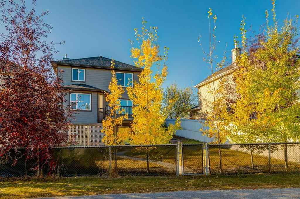 MLS® A2262208 - 77 Somerset Circle SW in Somerset Calgary, Residential