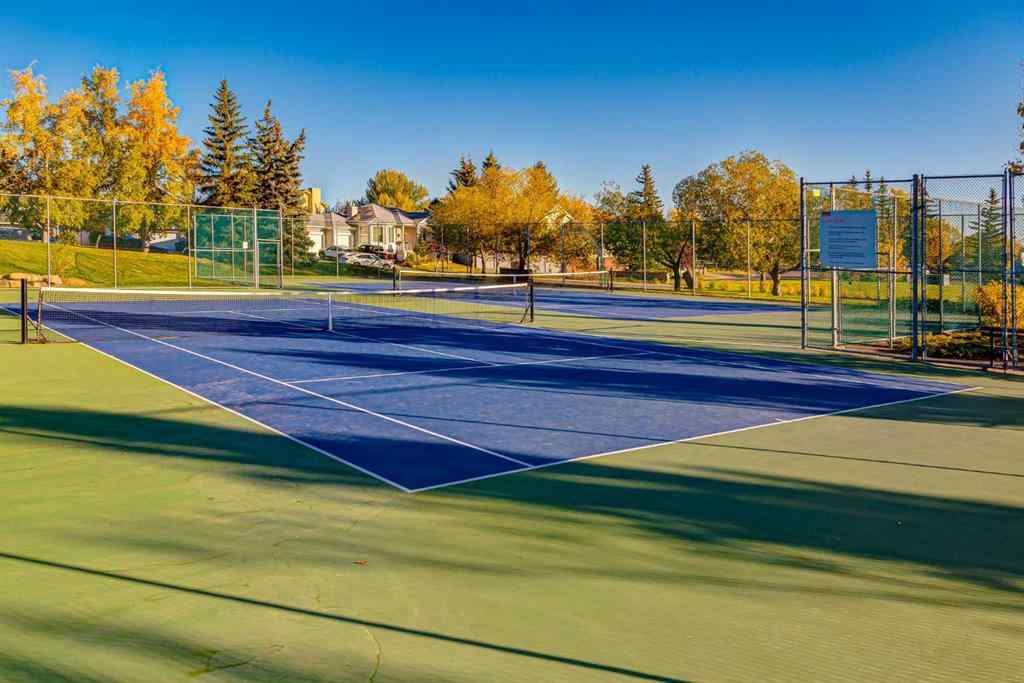 MLS® A2262208 - 77 Somerset Circle SW in Somerset Calgary, Residential