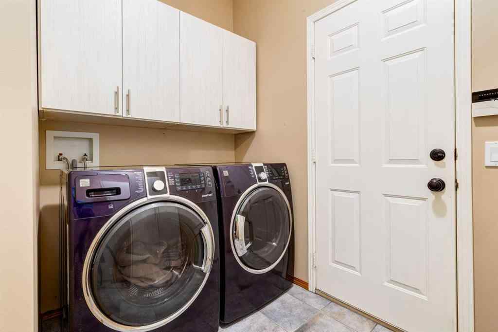 MLS® A2262208 - 77 Somerset Circle SW in Somerset Calgary, Residential