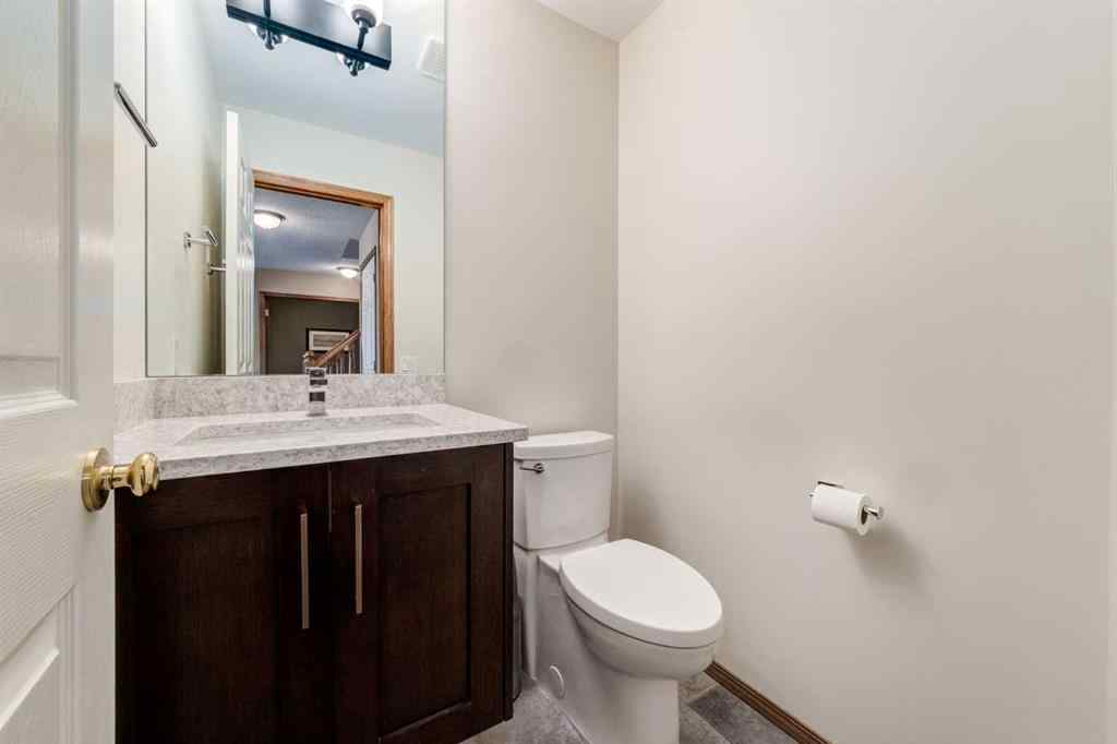 MLS® A2262208 - 77 Somerset Circle SW in Somerset Calgary, Residential