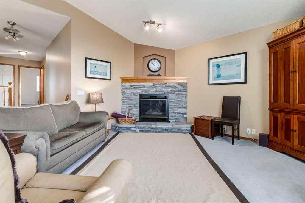 MLS® A2262208 - 77 Somerset Circle SW in Somerset Calgary, Residential