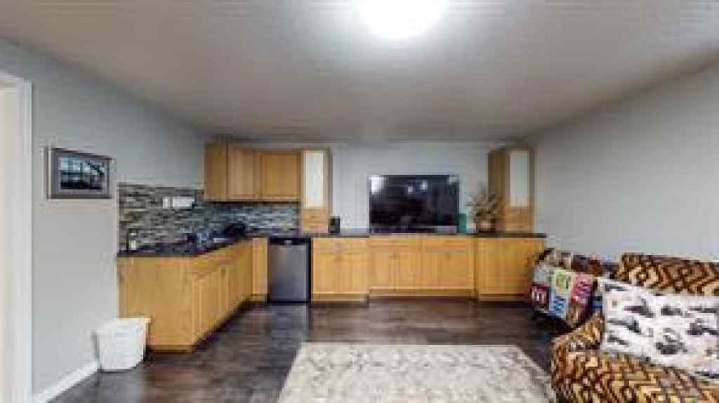 MLS® A2262212 - 211 3 Street NE in Riverside Medicine Hat, Residential