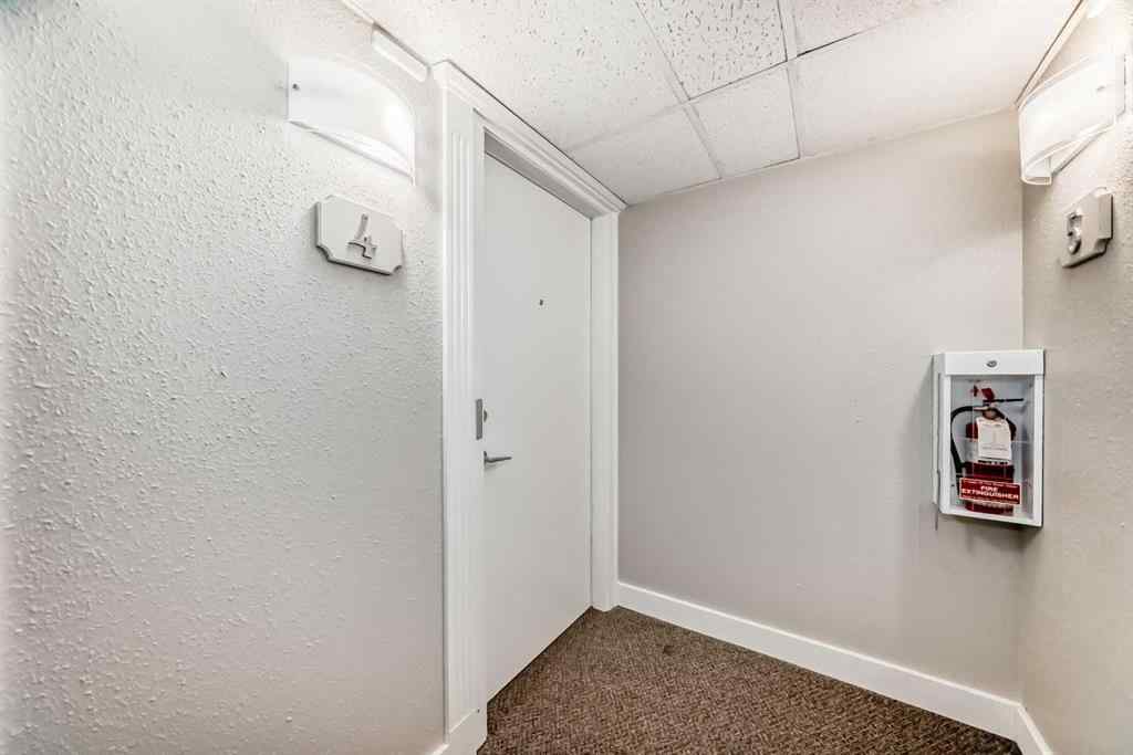 MLS® A2262216 - Unit #4A 80 Galbraith Drive SW in Glamorgan Calgary, Residential