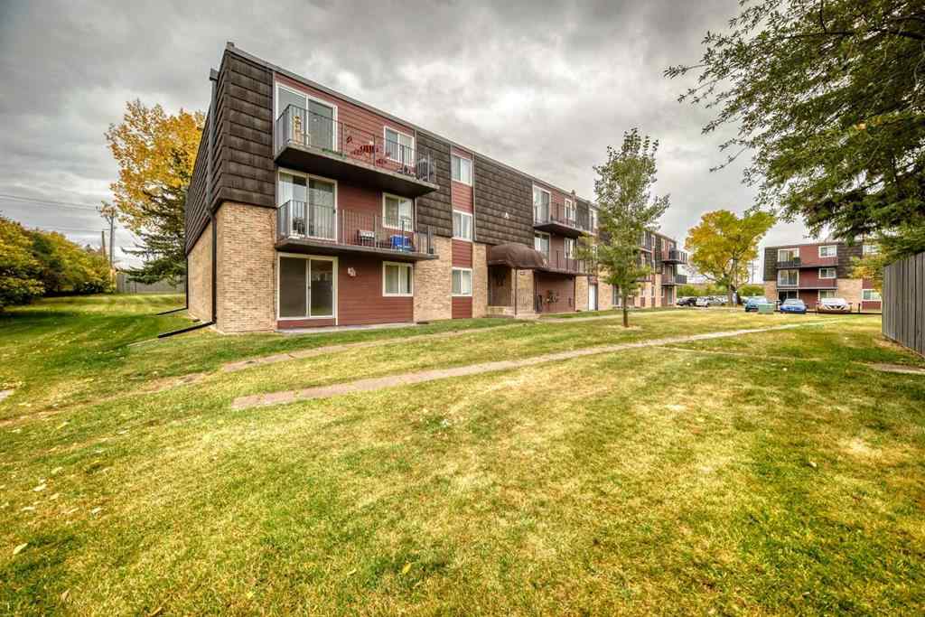 MLS® A2262216 - Unit #4A 80 Galbraith Drive SW in Glamorgan Calgary, Residential