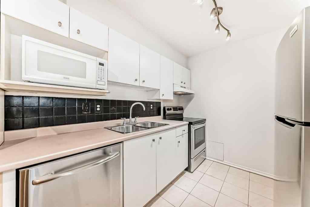 MLS® A2262216 - Unit #4A 80 Galbraith Drive SW in Glamorgan Calgary, Residential