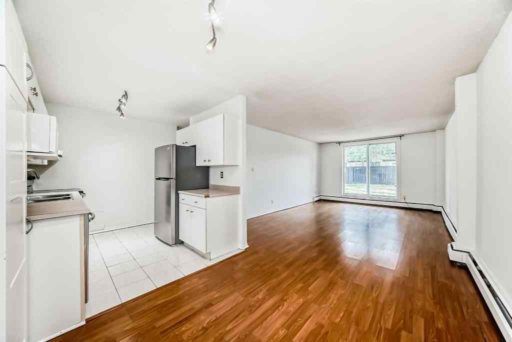 MLS® A2262216 - Unit #4A 80 Galbraith Drive SW in Glamorgan Calgary, Residential