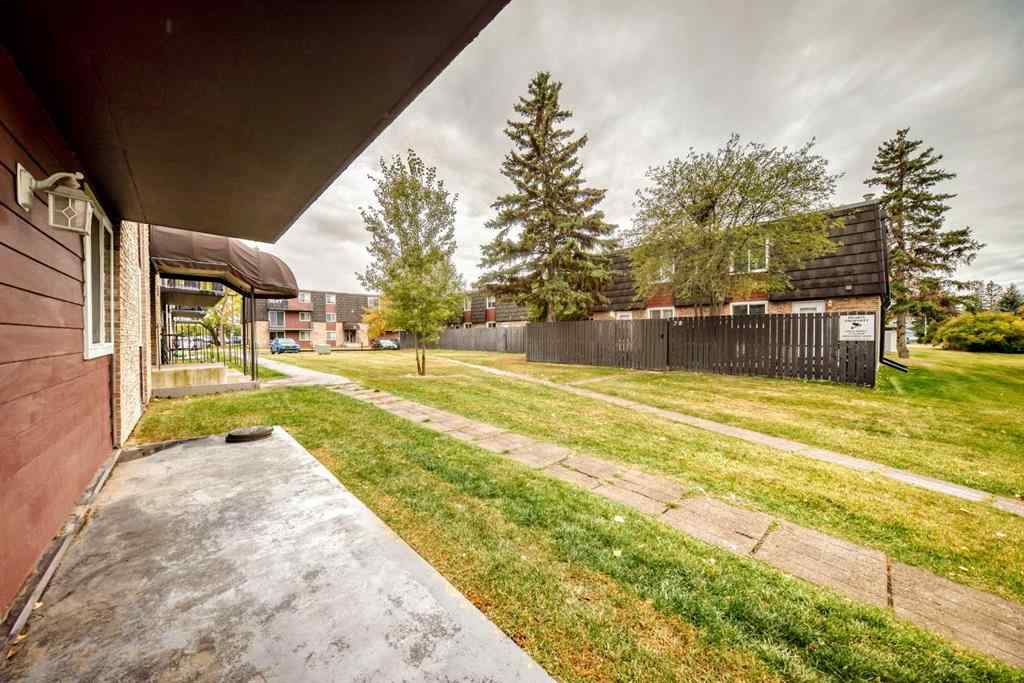 MLS® A2262216 - Unit #4A 80 Galbraith Drive SW in Glamorgan Calgary, Residential