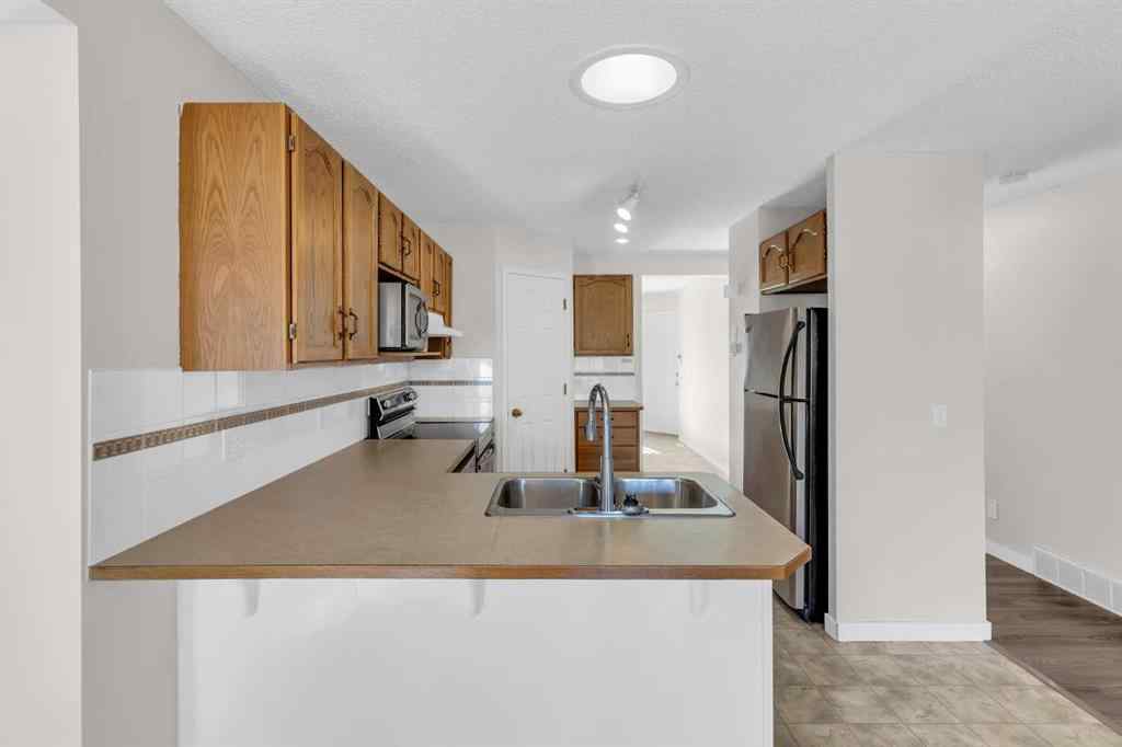 MLS® A2262218 - 110 West Creek Bay  in West Creek Chestermere, Residential