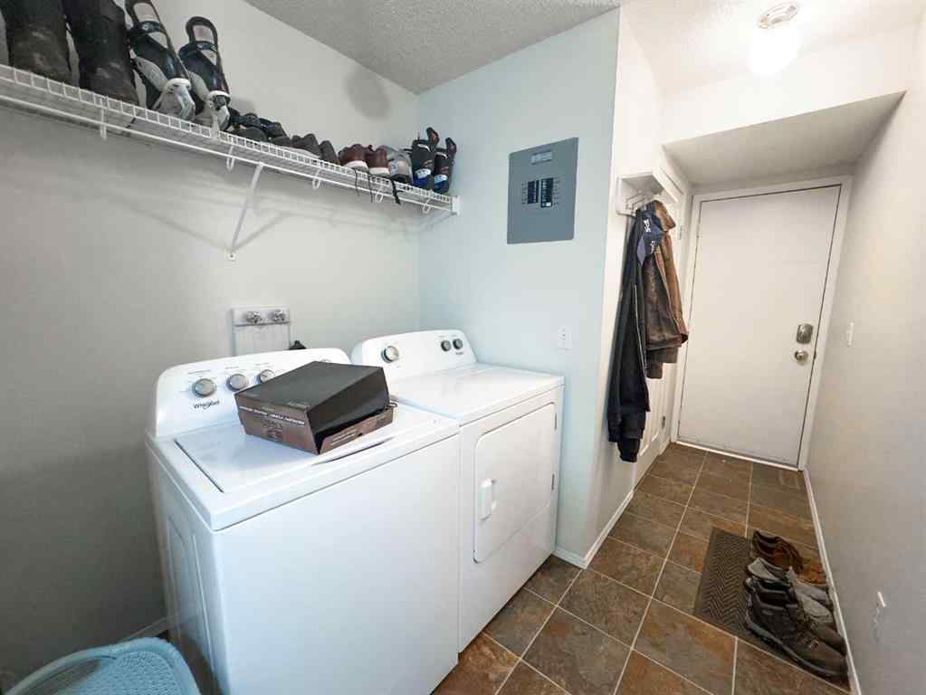 MLS® A2262219 - 3 Alberta Avenue  in Heritage Okotoks Okotoks, Commercial