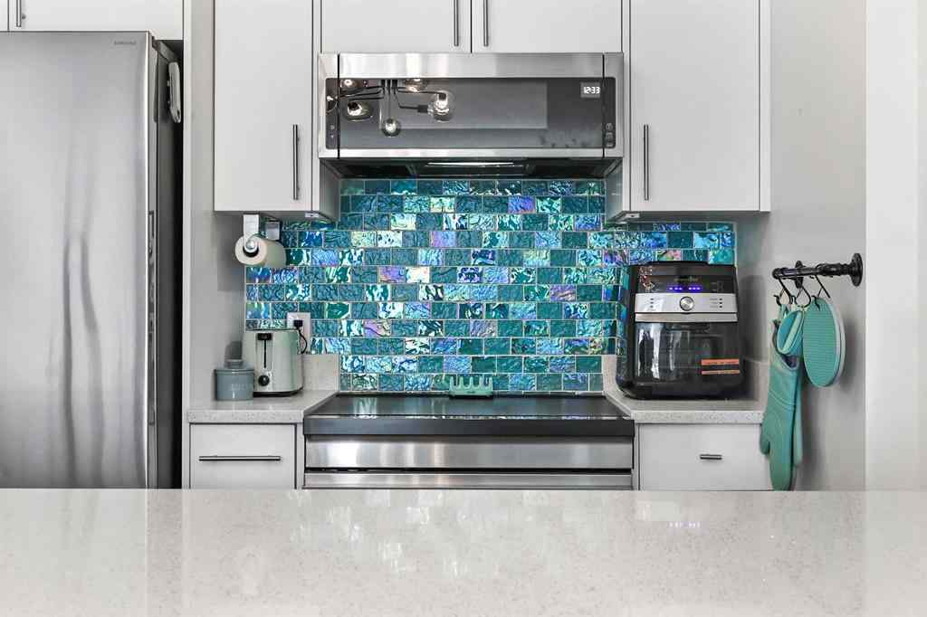 MLS® A2262221 - Unit #607 738 3 Avenue SW in Eau Claire Calgary, Residential