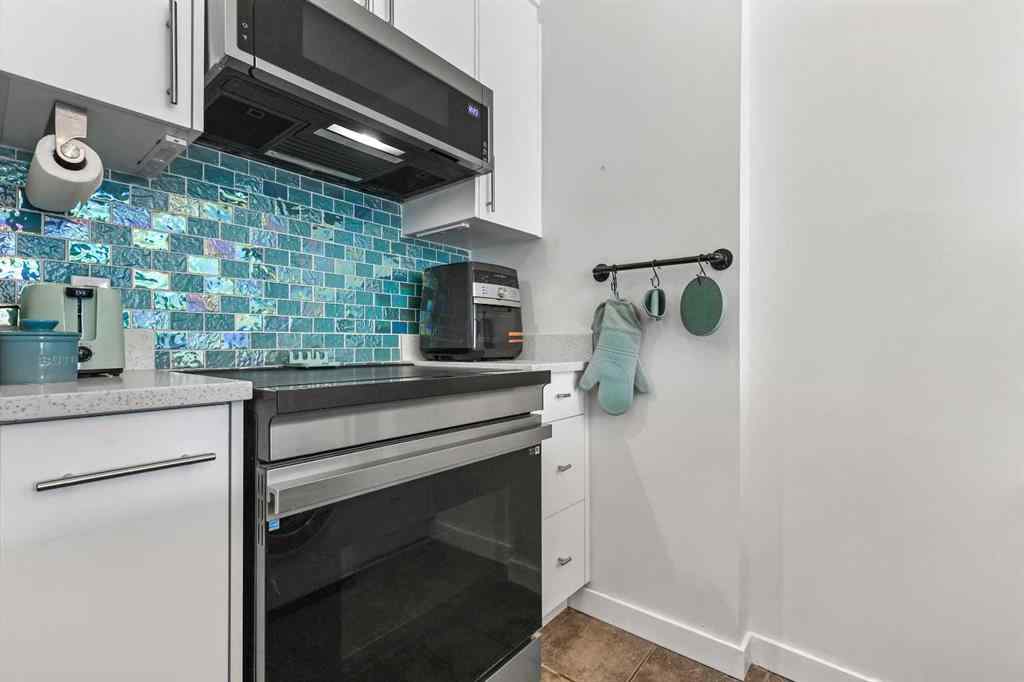 MLS® A2262221 - Unit #607 738 3 Avenue SW in Eau Claire Calgary, Residential