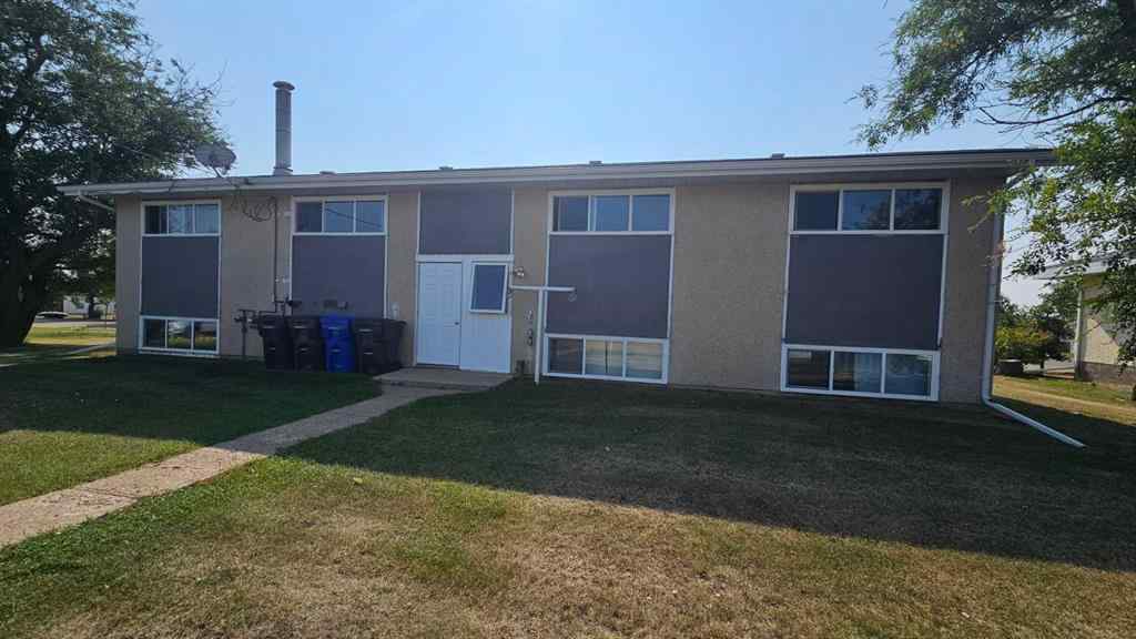 MLS® A2262222 - 5017 WINDSOR Avenue  in NONE Coronation, Multi-Family