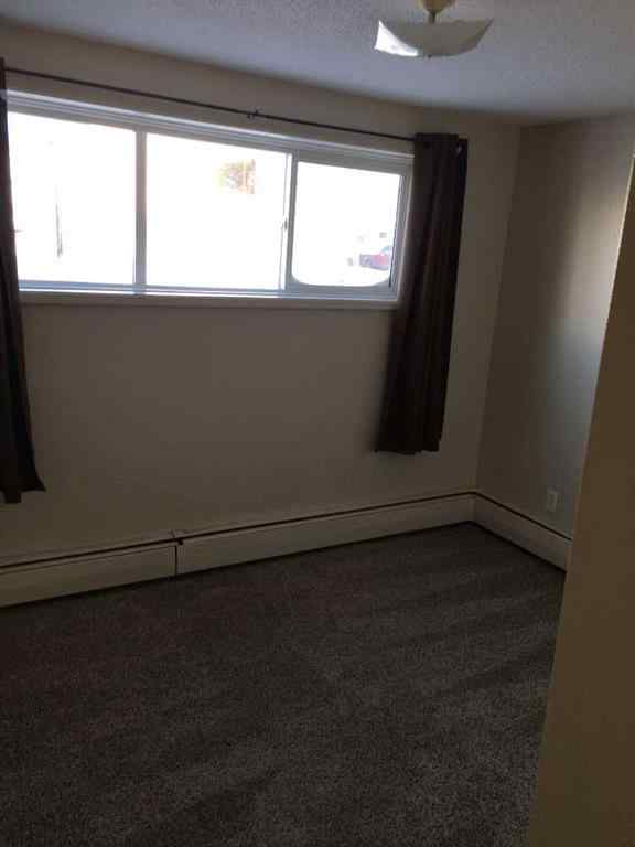 MLS® A2262222 - 5017 WINDSOR Avenue  in NONE Coronation, Multi-Family