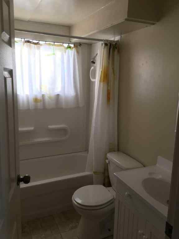 MLS® A2262222 - 5017 WINDSOR Avenue  in NONE Coronation, Multi-Family