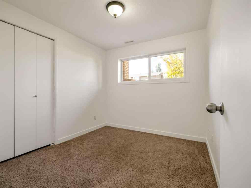 MLS® A2262228 - 2115 40 Street S in Redwood Lethbridge, Residential