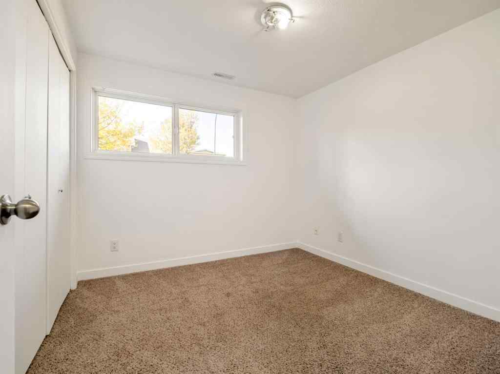 MLS® A2262228 - 2115 40 Street S in Redwood Lethbridge, Residential