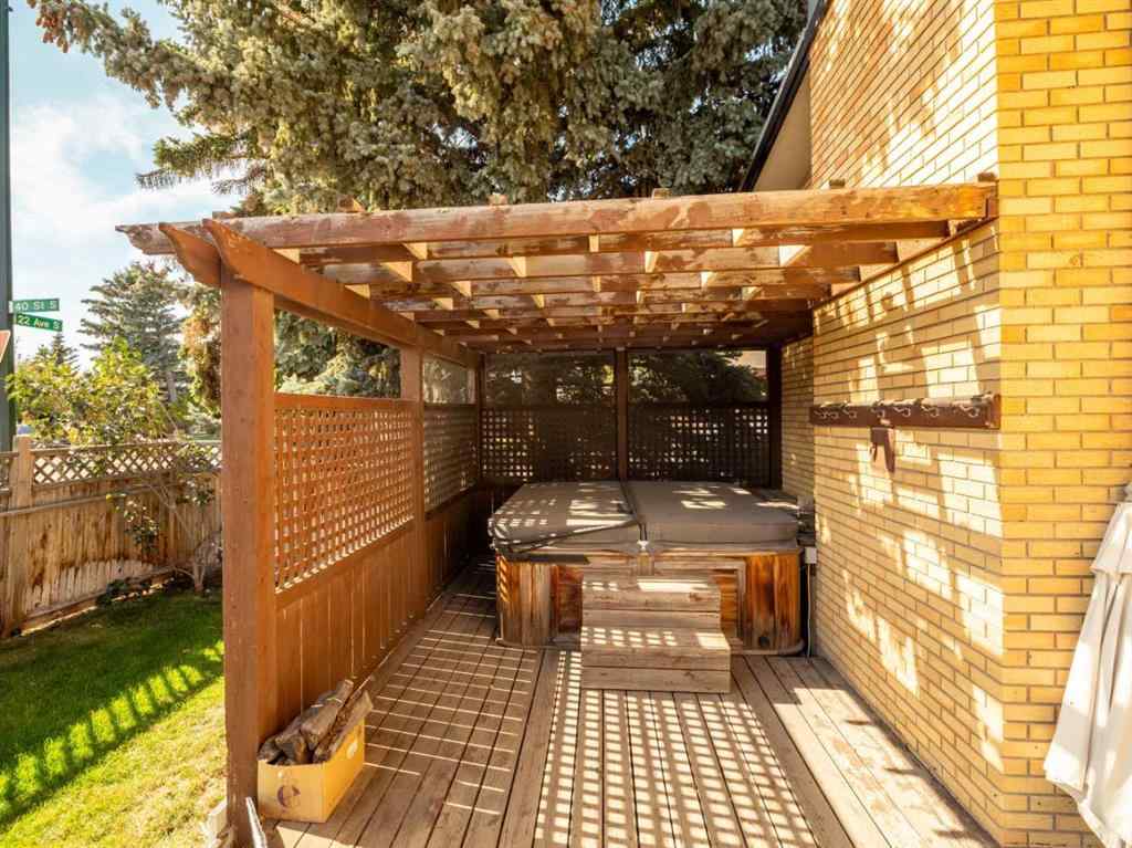 MLS® A2262228 - 2115 40 Street S in Redwood Lethbridge, Residential