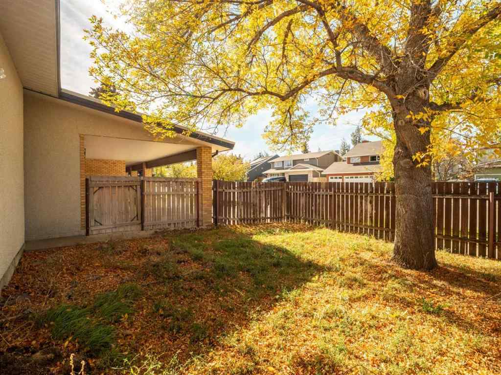 MLS® A2262228 - 2115 40 Street S in Redwood Lethbridge, Residential