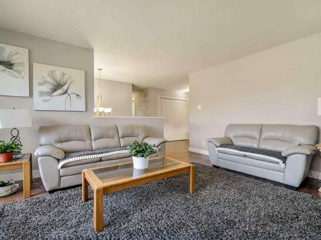 MLS® A2262228 - 2115 40 Street S in Redwood Lethbridge, Residential