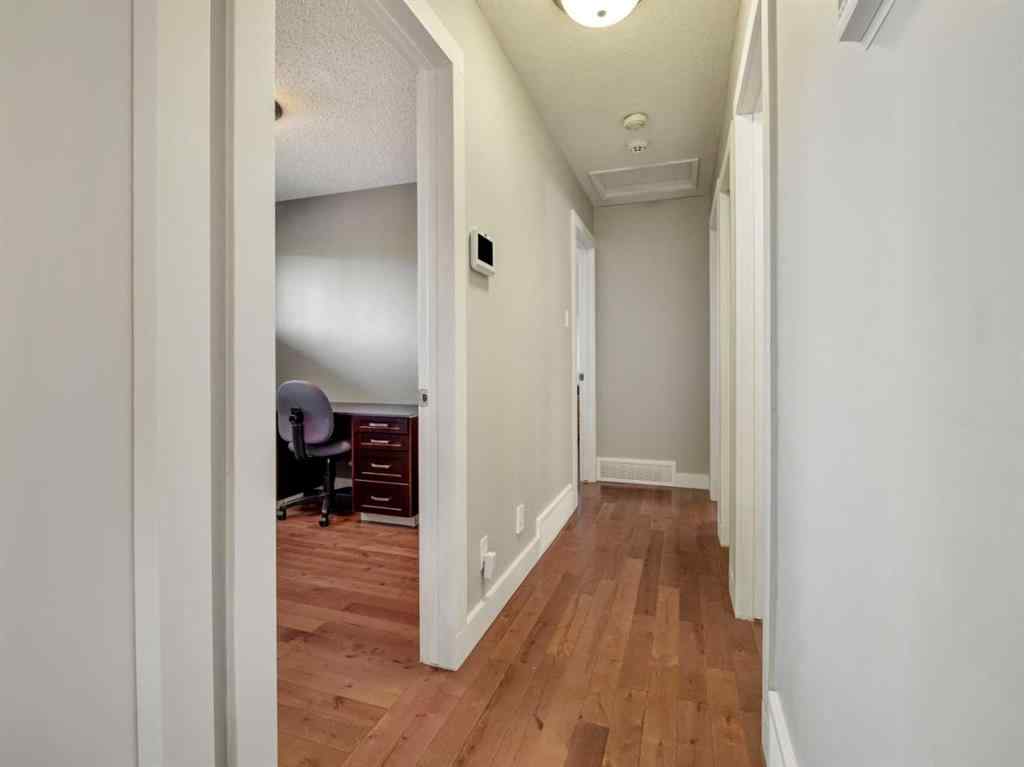 MLS® A2262228 - 2115 40 Street S in Redwood Lethbridge, Residential