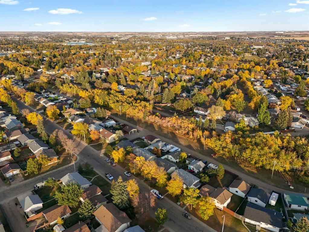 MLS® A2262241 - 3735 66 Street  in Enevold Camrose, Residential