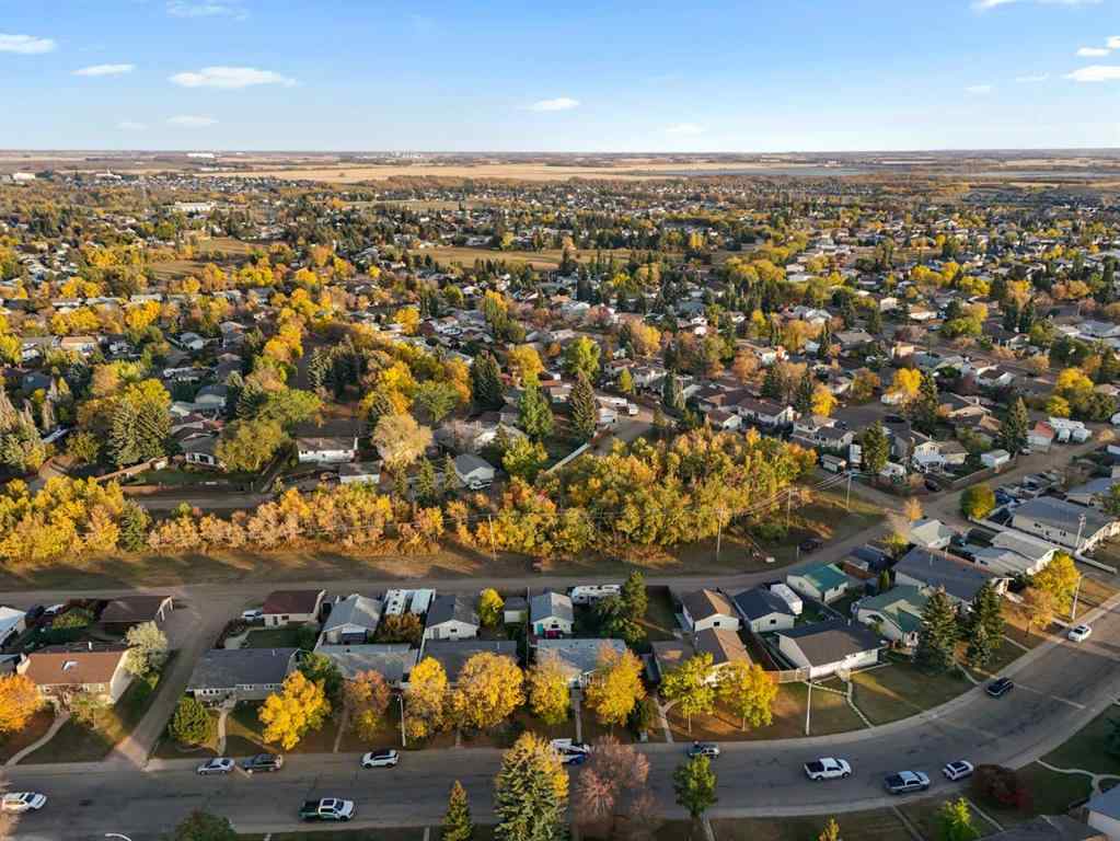 MLS® A2262241 - 3735 66 Street  in Enevold Camrose, Residential