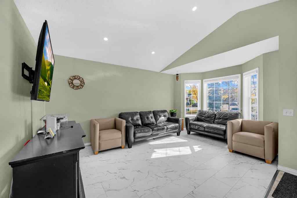 MLS® A2262242 - 48 Martin Crossing Court NE in Martindale Calgary, Residential