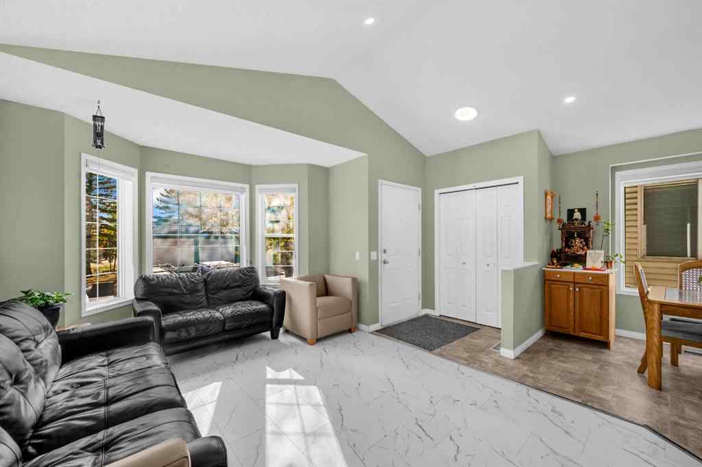 MLS® A2262242 - 48 Martin Crossing Court NE in Martindale Calgary, Residential