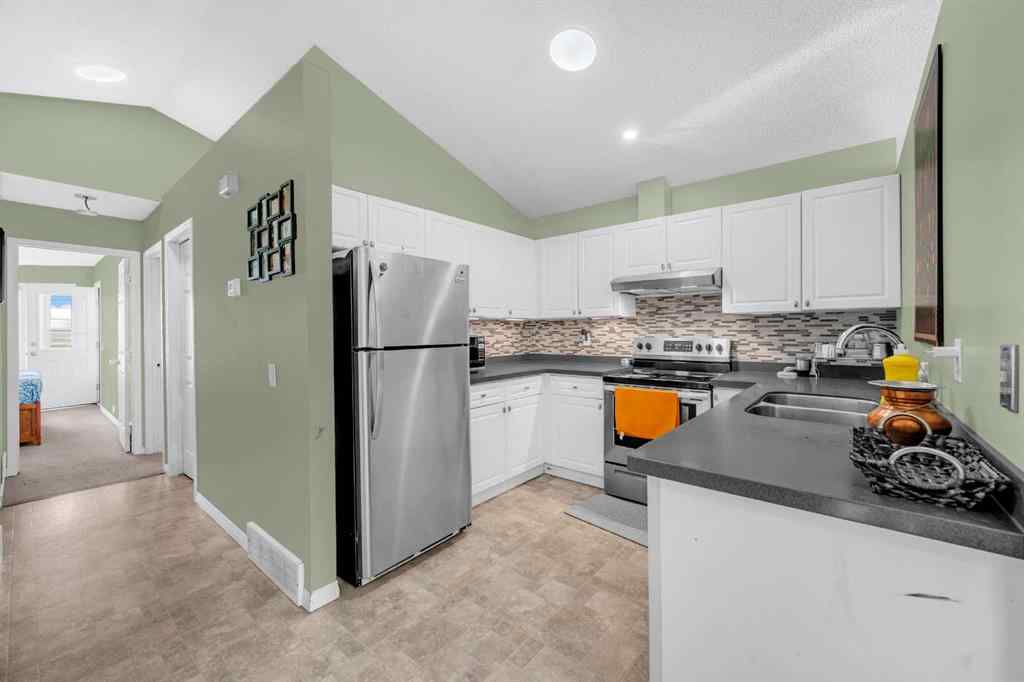 MLS® A2262242 - 48 Martin Crossing Court NE in Martindale Calgary, Residential