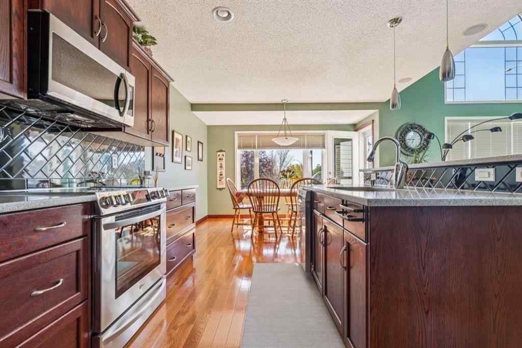 MLS® A2262243 - 69 Rocky Ridge Heath NW in Rocky Ridge Calgary, Residential