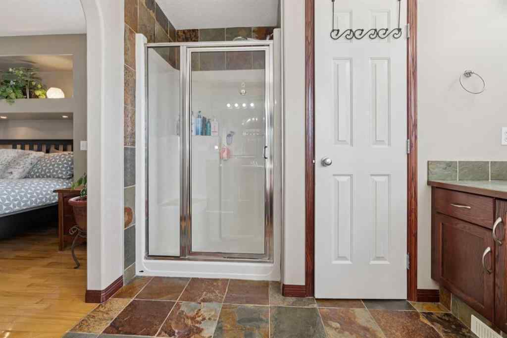 MLS® A2262243 - 69 Rocky Ridge Heath NW in Rocky Ridge Calgary, Residential