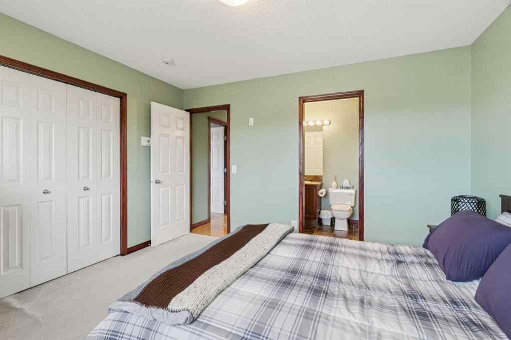 MLS® A2262243 - 69 Rocky Ridge Heath NW in Rocky Ridge Calgary, Residential