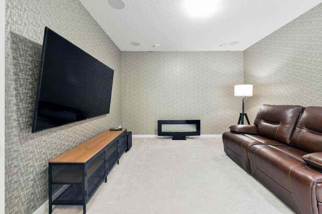 MLS® A2262247 - 28 Auburn Glen Close SE in Auburn Bay Calgary, Residential