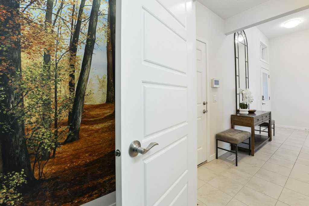 MLS® A2262247 - 28 Auburn Glen Close SE in Auburn Bay Calgary, Residential