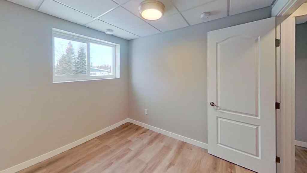 MLS® A2262254 - 131 Collinge Road  in Hillcrest Hinton, Rental