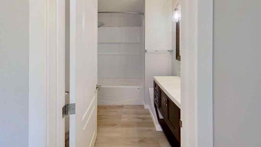 MLS® A2262254 - 131 Collinge Road  in Hillcrest Hinton, Rental