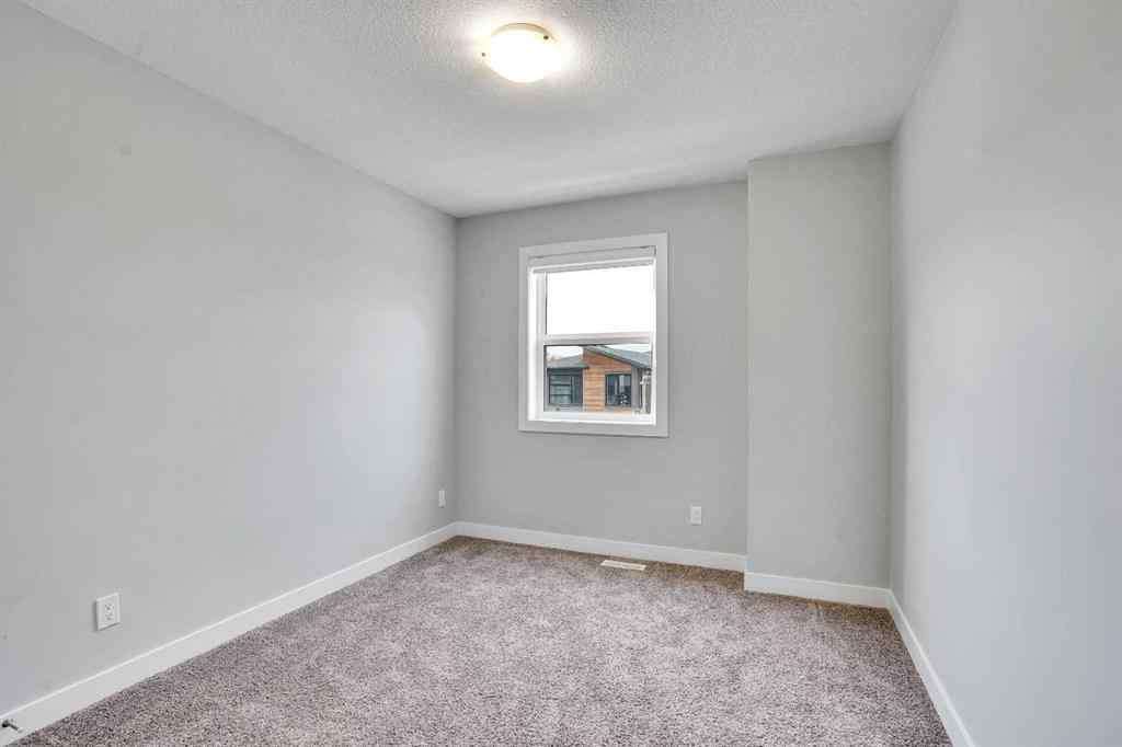 MLS® A2262259 - 114 Crestridge Hill SW in Crestmont Calgary, Residential