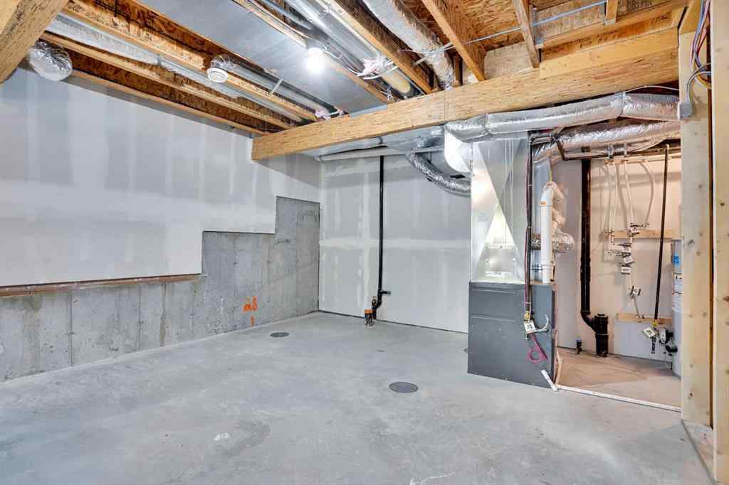 MLS® A2262259 - 114 Crestridge Hill SW in Crestmont Calgary, Residential