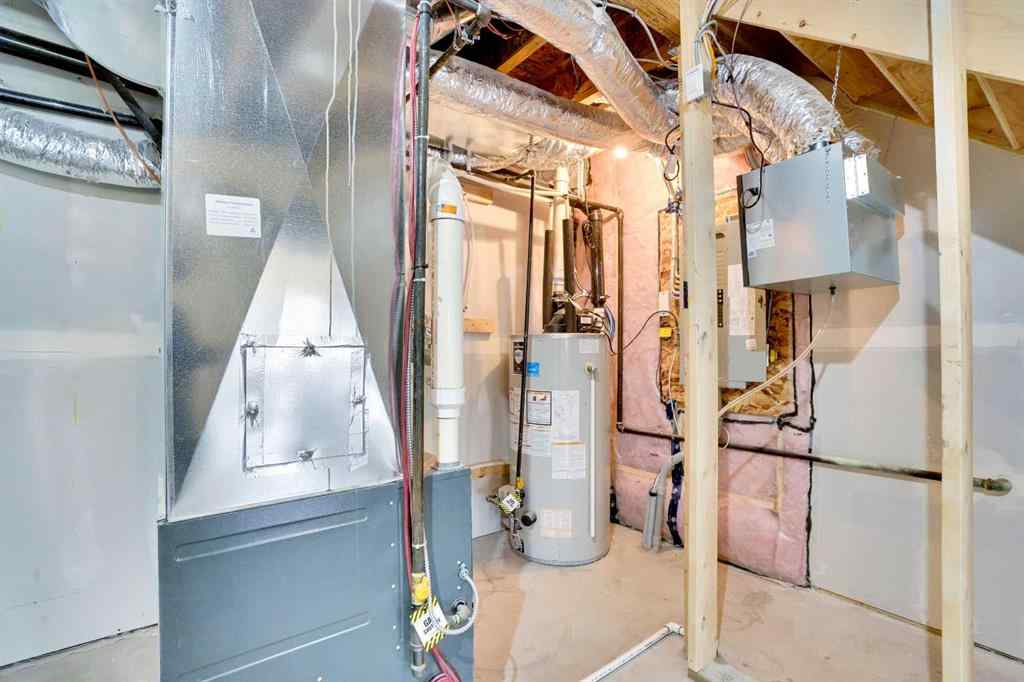 MLS® A2262259 - 114 Crestridge Hill SW in Crestmont Calgary, Residential