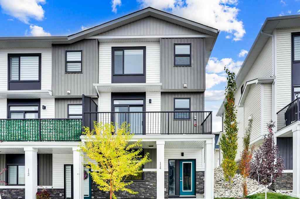 MLS® A2262259 - 114 Crestridge Hill SW in Crestmont Calgary, Residential