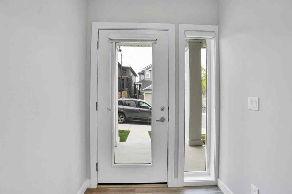 MLS® A2262259 - 114 Crestridge Hill SW in Crestmont Calgary, Residential