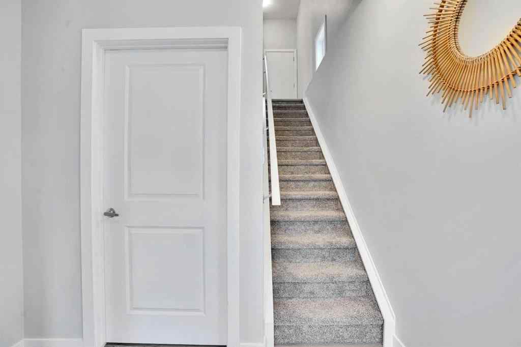 MLS® A2262259 - 114 Crestridge Hill SW in Crestmont Calgary, Residential