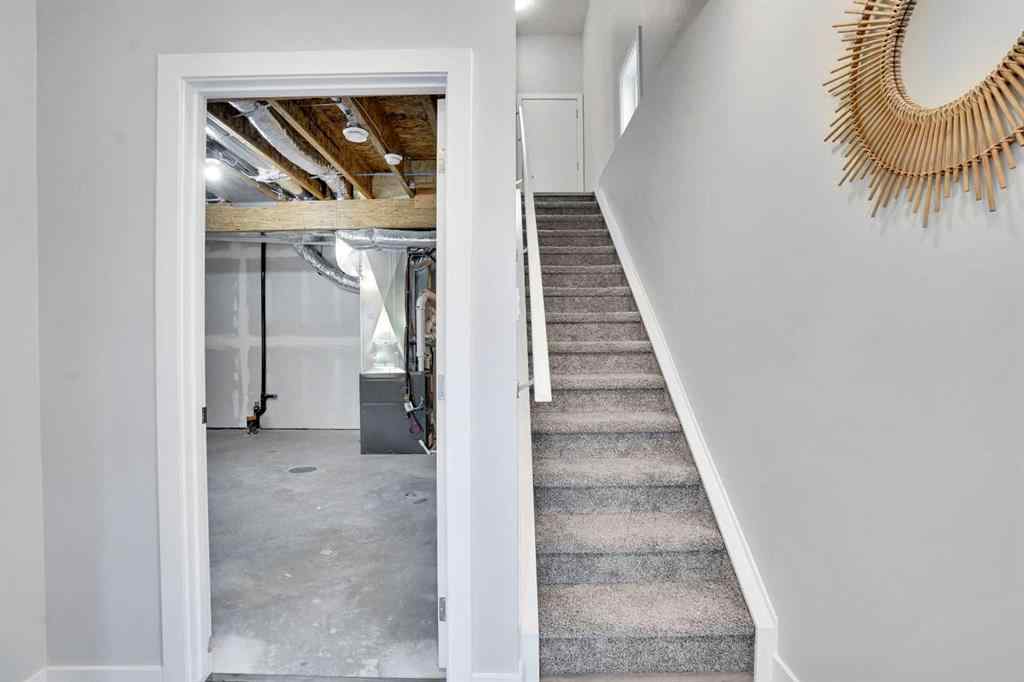 MLS® A2262259 - 114 Crestridge Hill SW in Crestmont Calgary, Residential