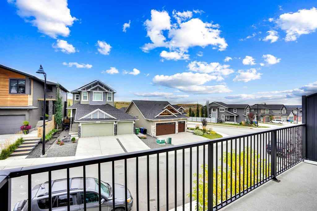 MLS® A2262259 - 114 Crestridge Hill SW in Crestmont Calgary, Residential