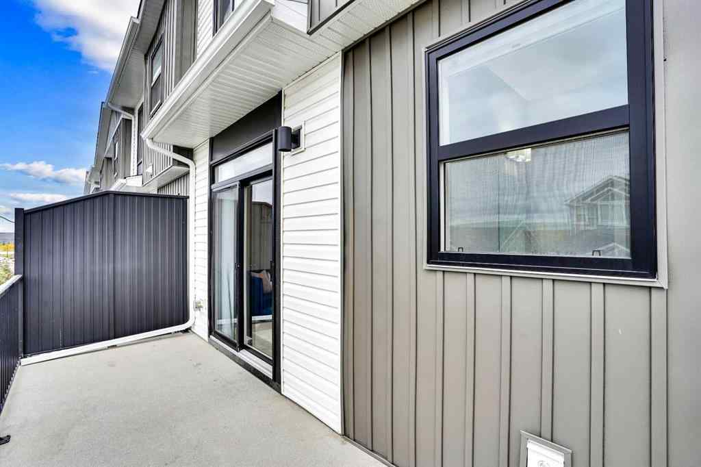 MLS® A2262259 - 114 Crestridge Hill SW in Crestmont Calgary, Residential