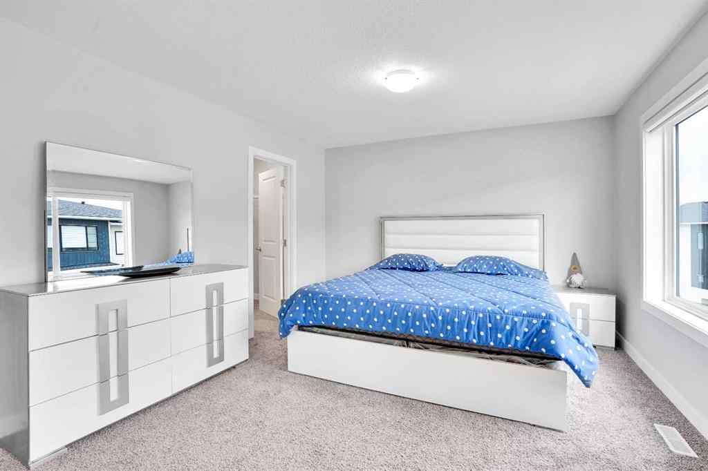 MLS® A2262259 - 114 Crestridge Hill SW in Crestmont Calgary, Residential