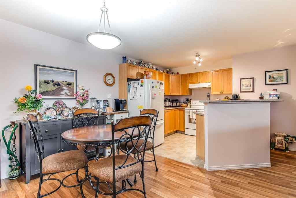 MLS® A2262260 - Unit #418 1648 Saamis Drive NW in Northwest Crescent Heights Medicine Hat, Residential